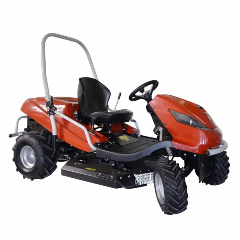 x-768x768 Tondeuse débroussailleuse autoportée Oleo-Mac Tuareg 92 EVO – Image 1